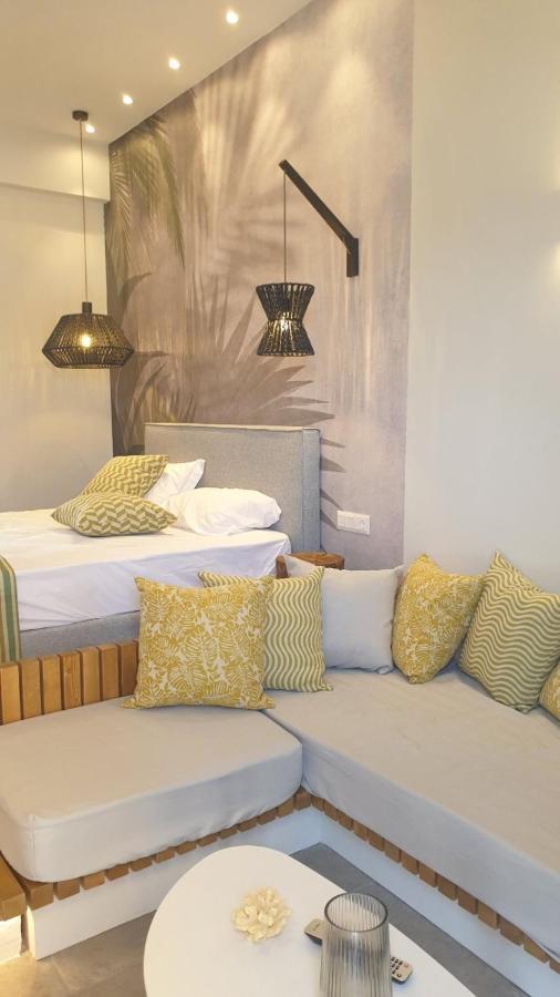 Vista Al Mare Luxury Apartments เกียโลวา ภายนอก รูปภาพ