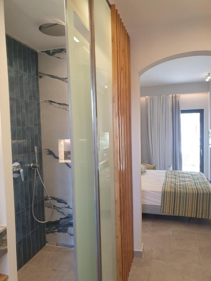 Vista Al Mare Luxury Apartments เกียโลวา ภายนอก รูปภาพ
